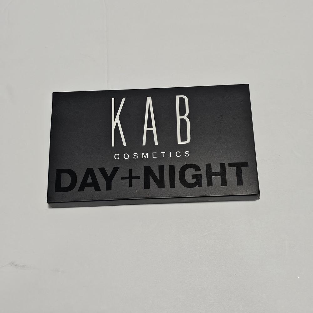 NEW KAB Cosmetics Day And Night Eyeshadow Palette - Picture 2 of 7